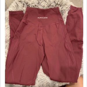 Alphalete Surface Pocket Legging - Violet